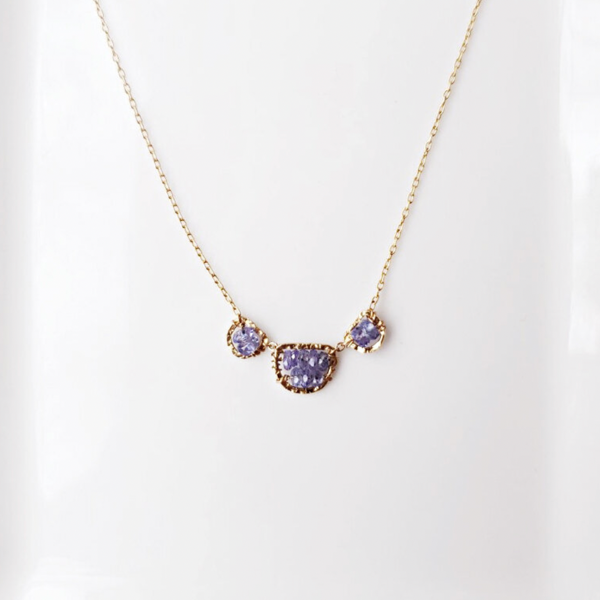 Tiny Scallops Tanzanite Necklace