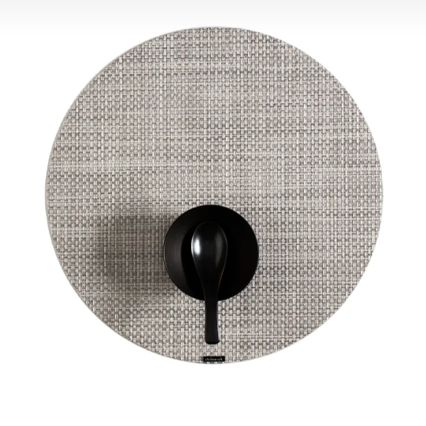 Round Placemats: Basketweave White/Silver