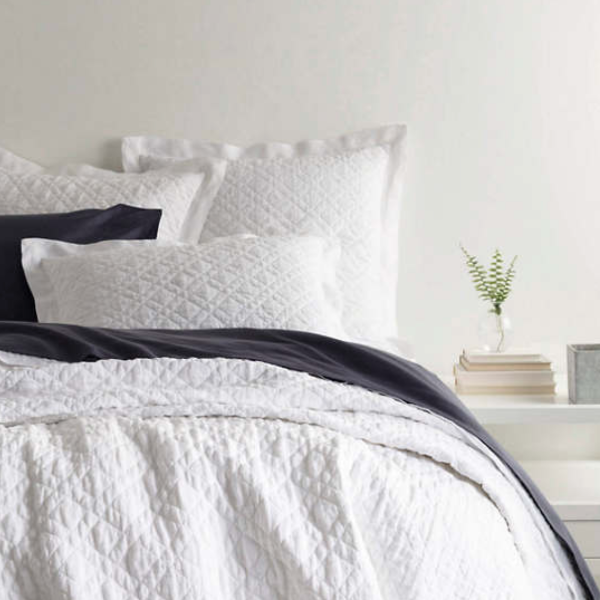 Washed Linen White Quilt & Shams